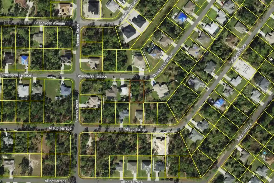 STRAWBERRY TER, North Port, FL 34286
