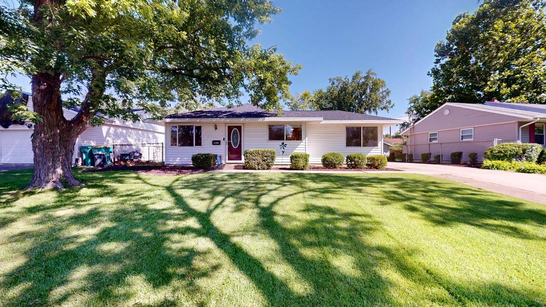 2517 Fairway DR, Joliet, IL 60435