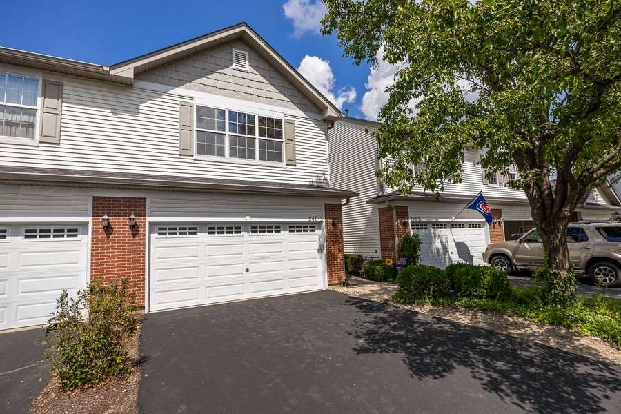 24013 W Walnut CIR W, Plainfield, IL 60585
