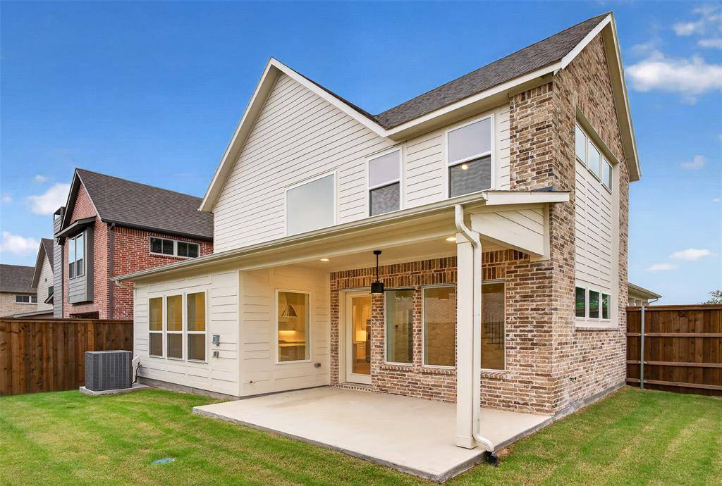 9676 Mav Lane, Dallas, TX 75238