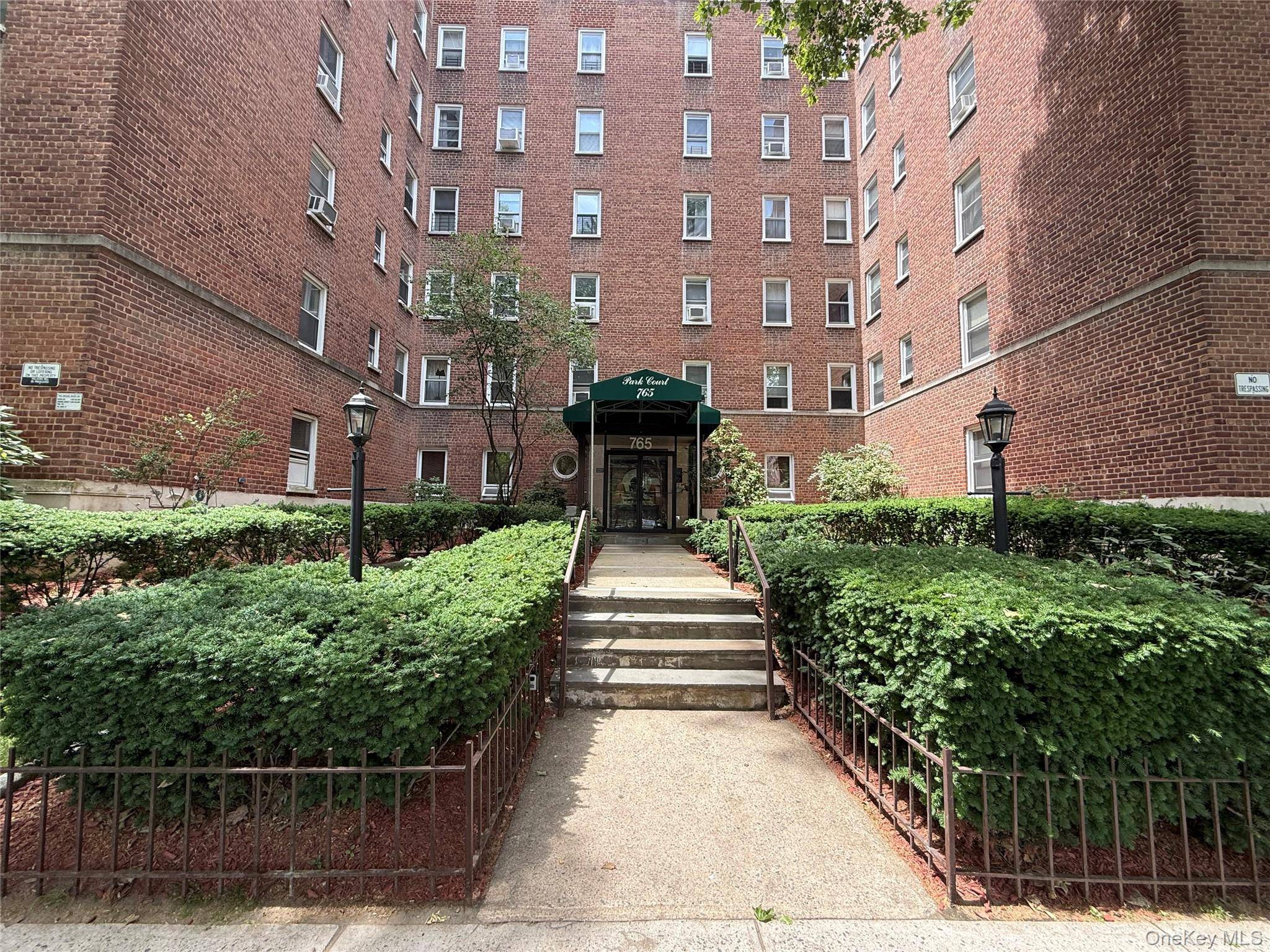 765 Bronx River #3F, Bronxville, NY 10708