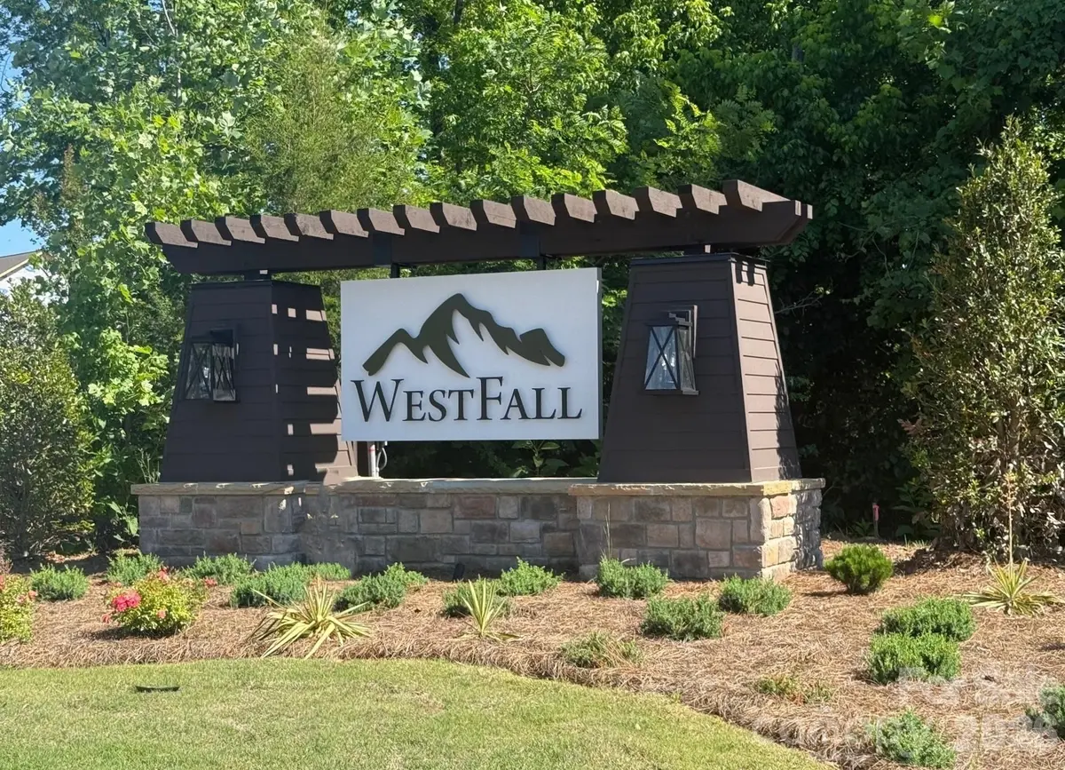 2548 Selbourne DR, Gastonia, NC 28052
