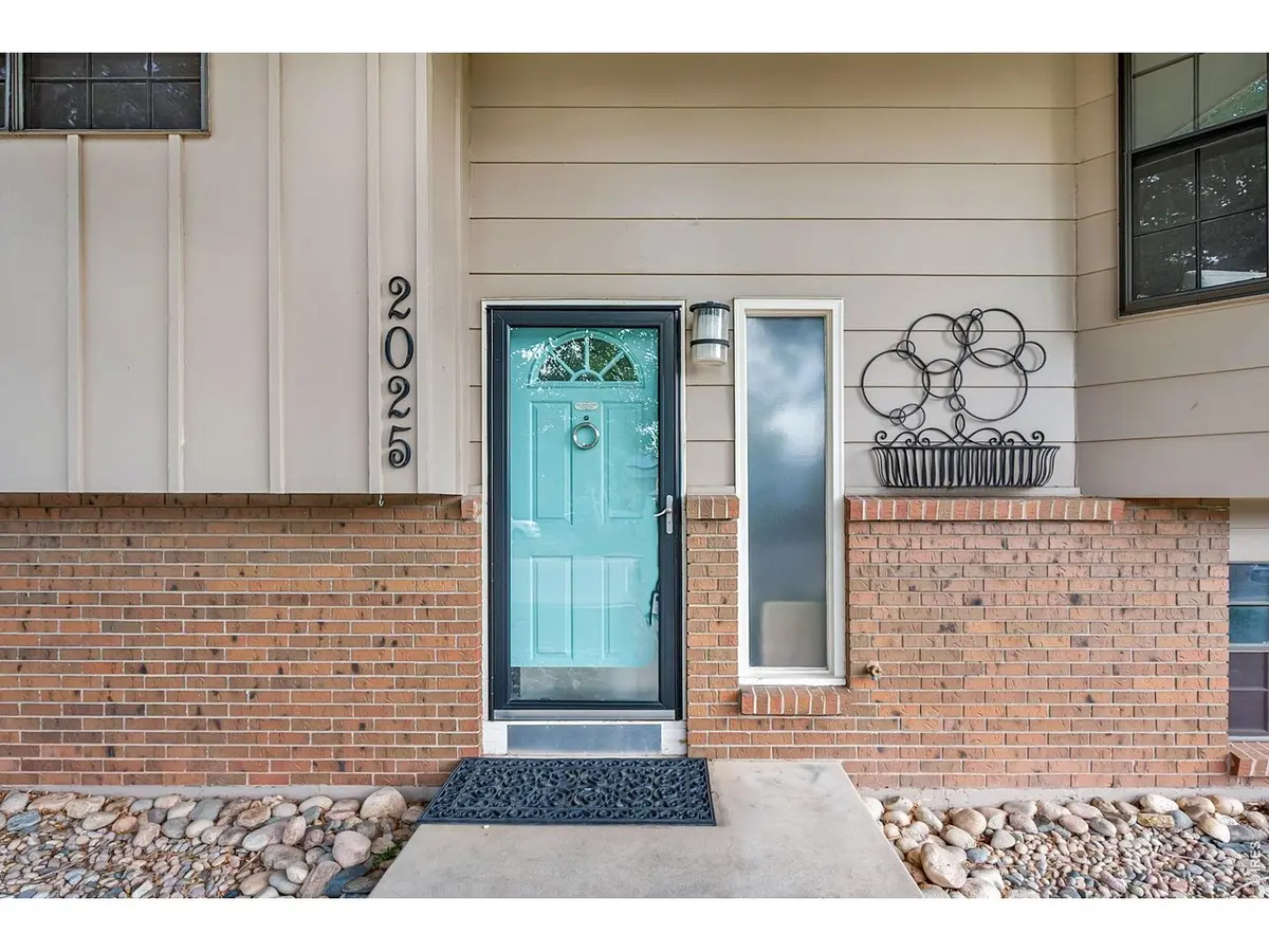 2025 Sheffield, Fort Collins, CO 80526