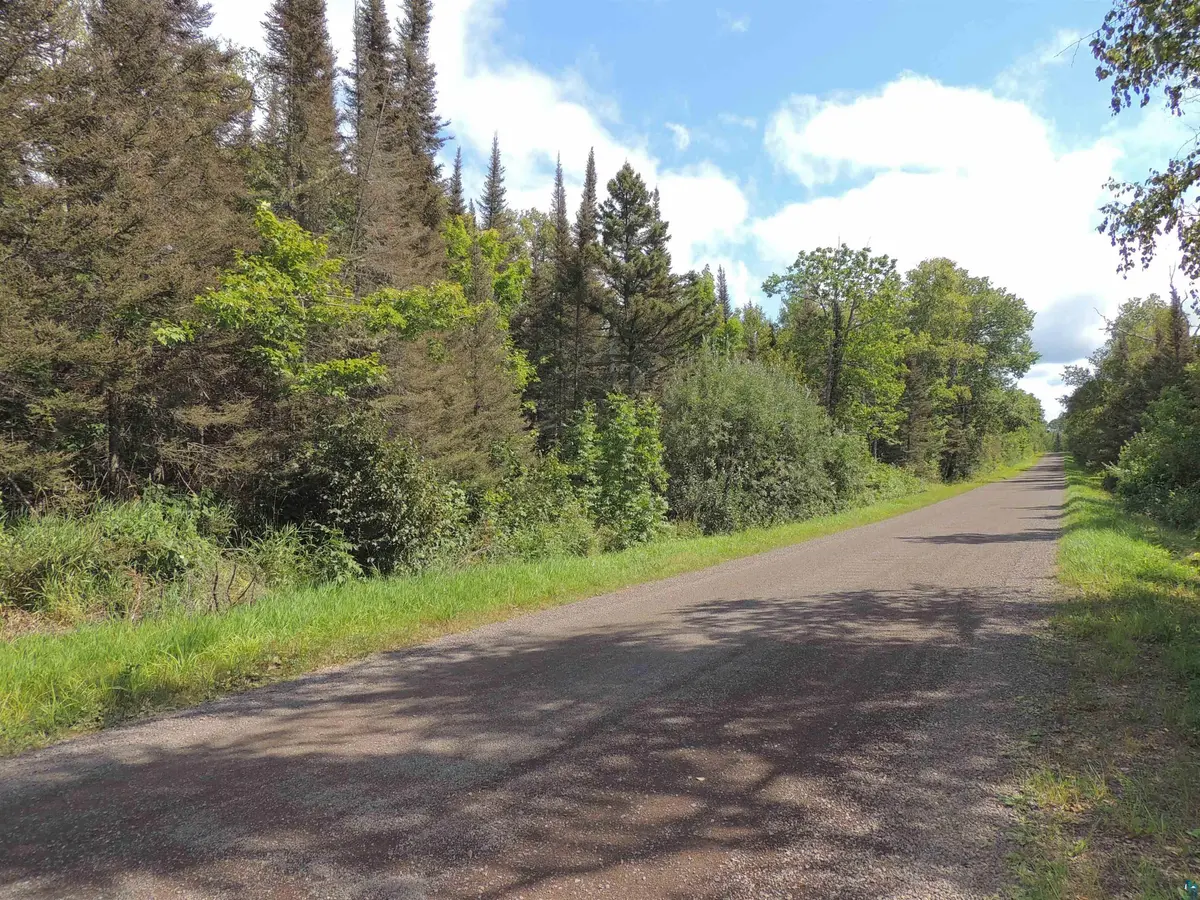112X County Rd 60, Grand Marais, MN 55604