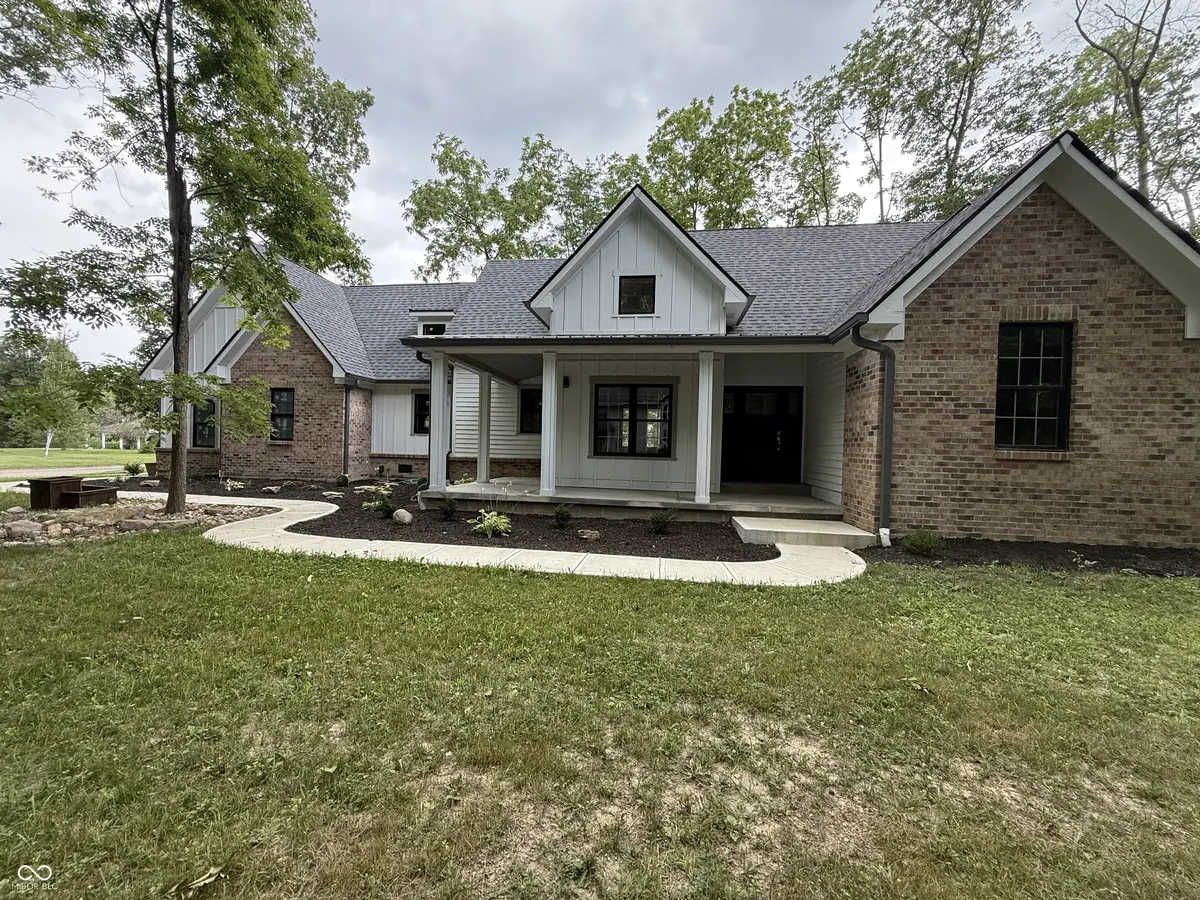 4429 Village DR, Anderson, IN 46012