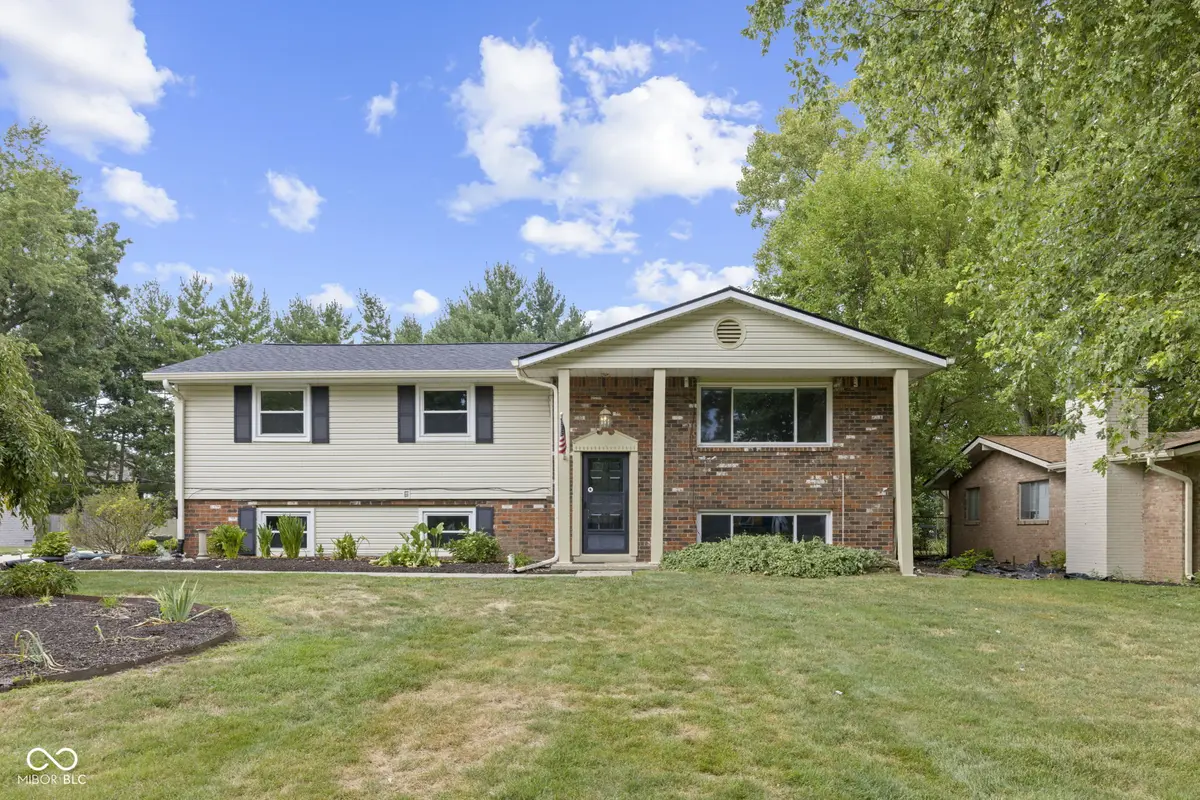 84 Bennett RD, Carmel, IN 46032