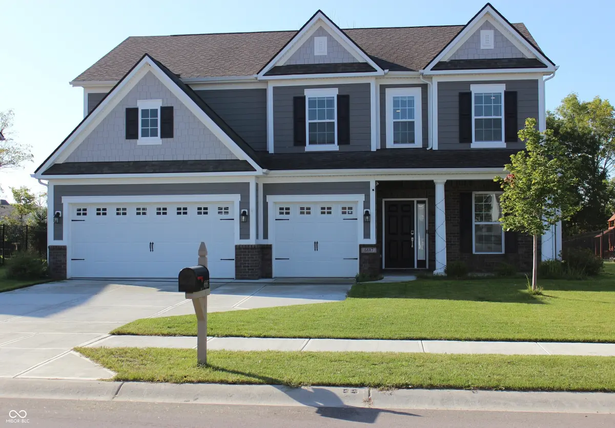 6887 Pine Vail BLVD, Mccordsville, IN 46055