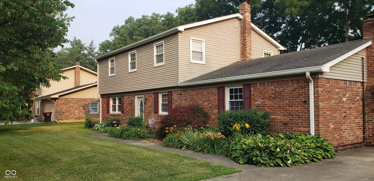 53 E Antler DR, Terre Haute, IN 47802