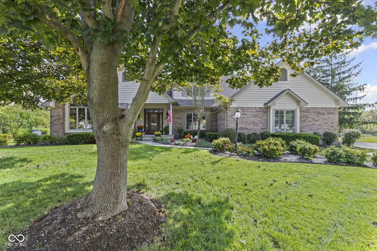 10373 Quiet WAY, Indianapolis, IN 46239