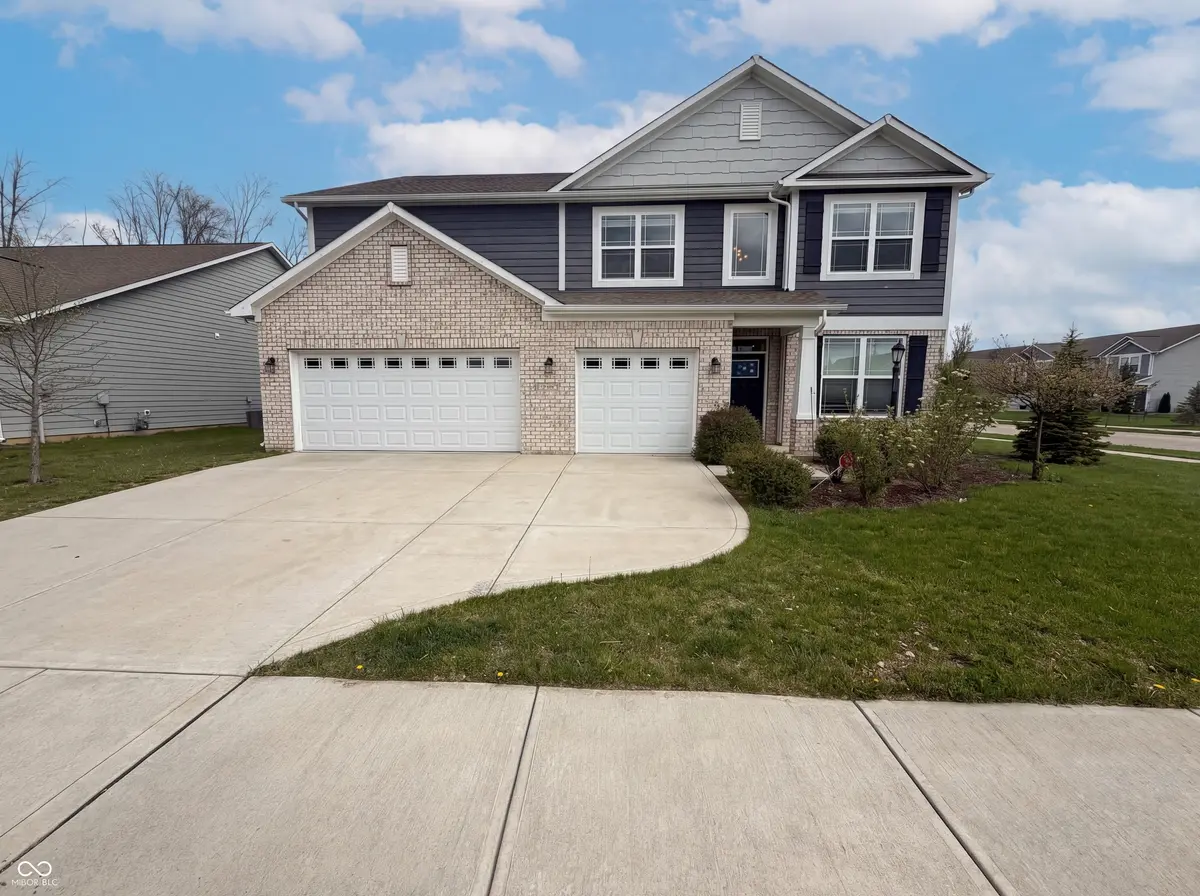 3896 Sheffield Park WAY, Westfield, IN 46074
