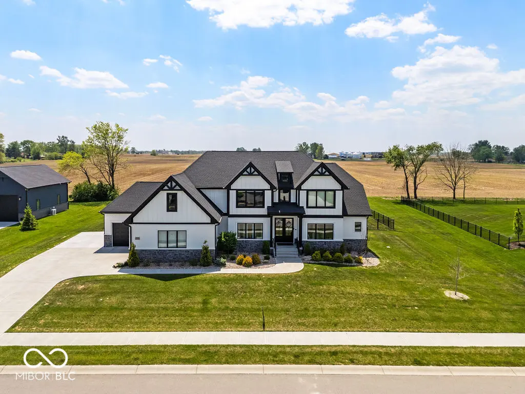 3966 Chapel Hill CT, Bargersville, IN 46106