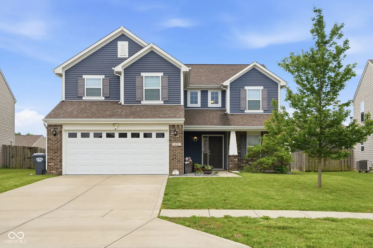 832 Snowberry RUN, Greenwood, IN 46143