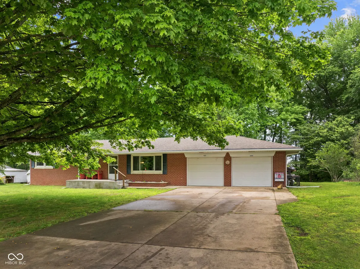 403 N Lafayette ST, Cloverdale, IN 46120