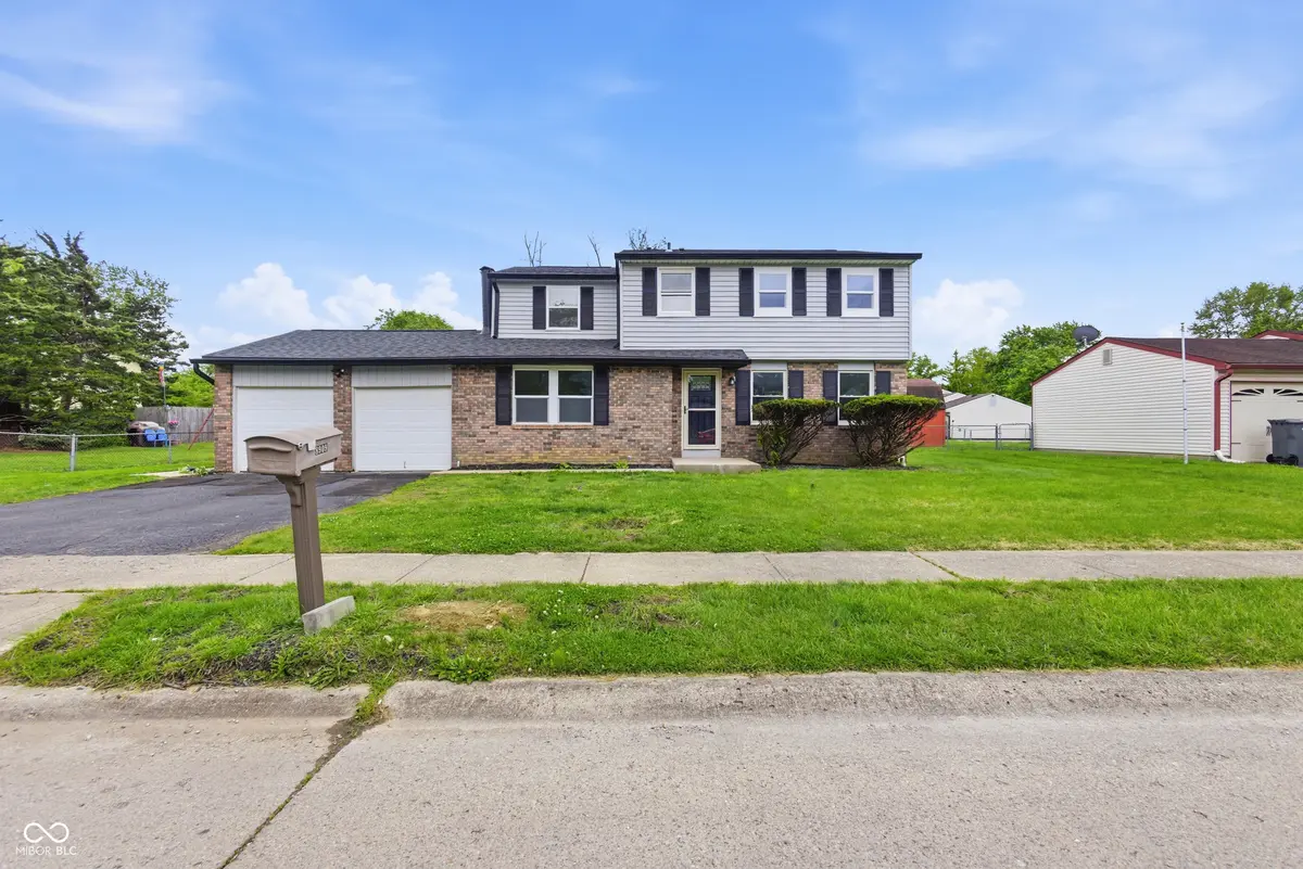 8909 Mariposa DR, Indianapolis, IN 46234