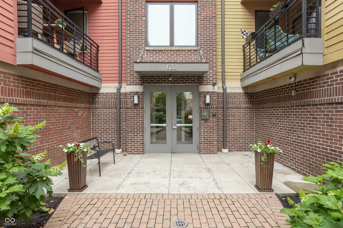622 E 10th ST #APT 301, Indianapolis, IN 46202