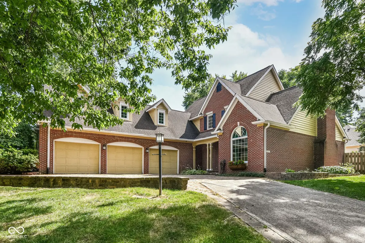 1895 Valley DR, Carmel, IN 46280
