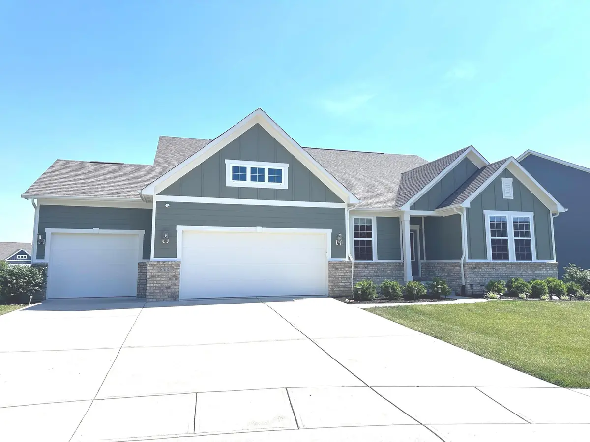 8512 Rockwood LN, Indianapolis, IN 46259
