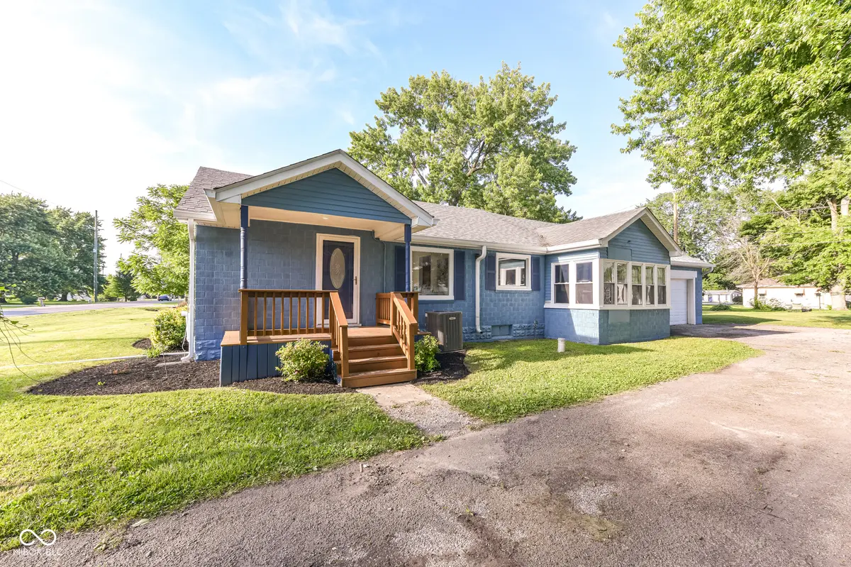 2140 State Road 13, Lapel, IN 46051
