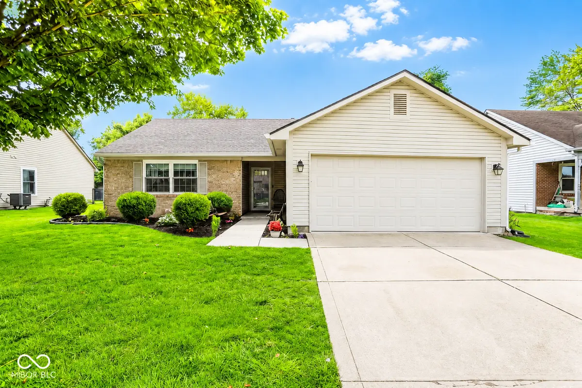 4331 Tarragon DR, Indianapolis, IN 46237