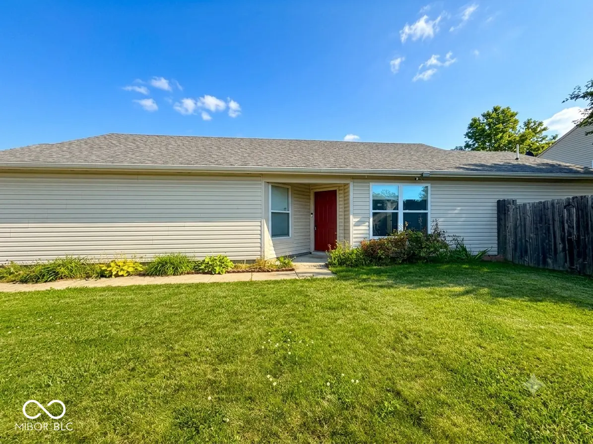 426 Red Tail LN, Indianapolis, IN 46241