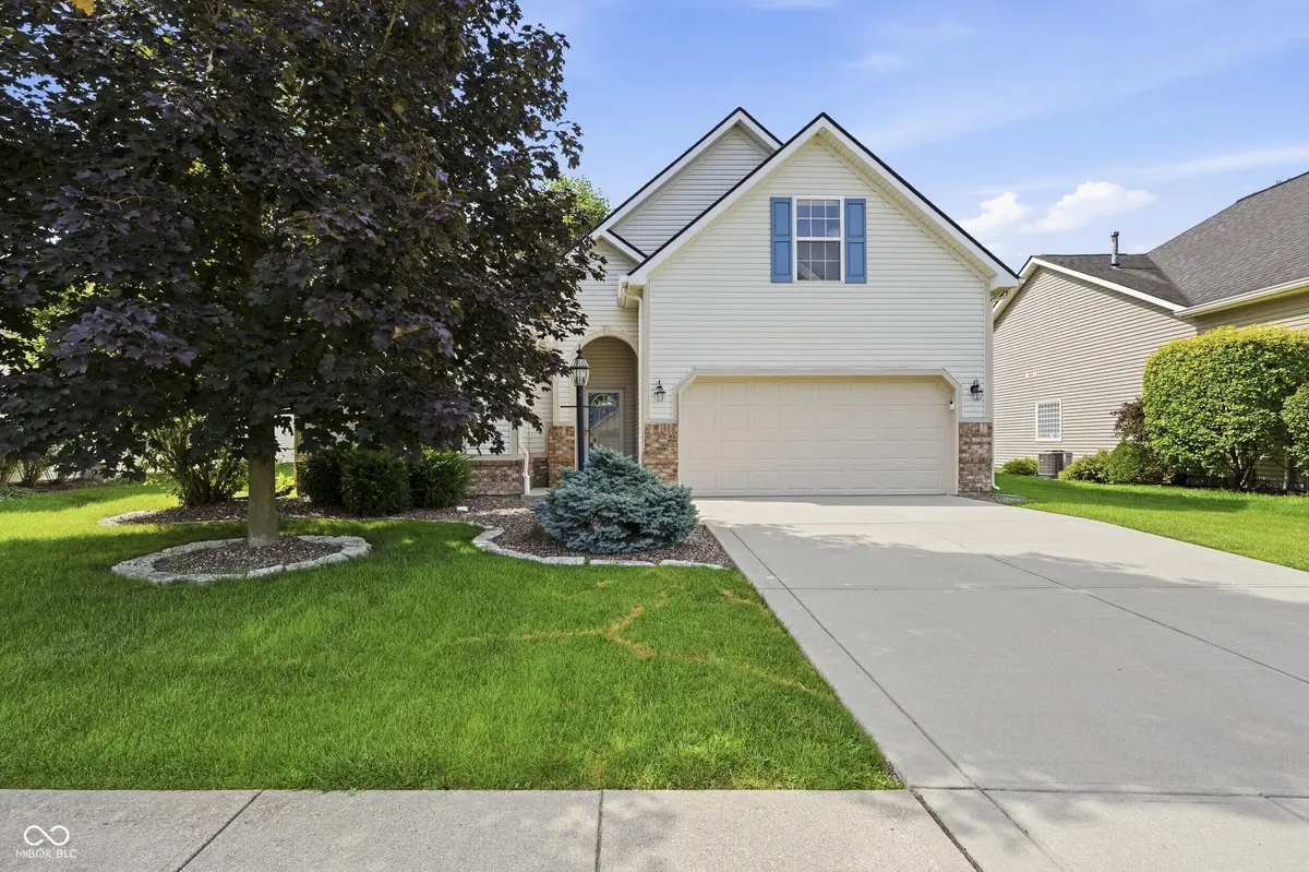 5871 Lost Oaks, Carmel, IN 46033