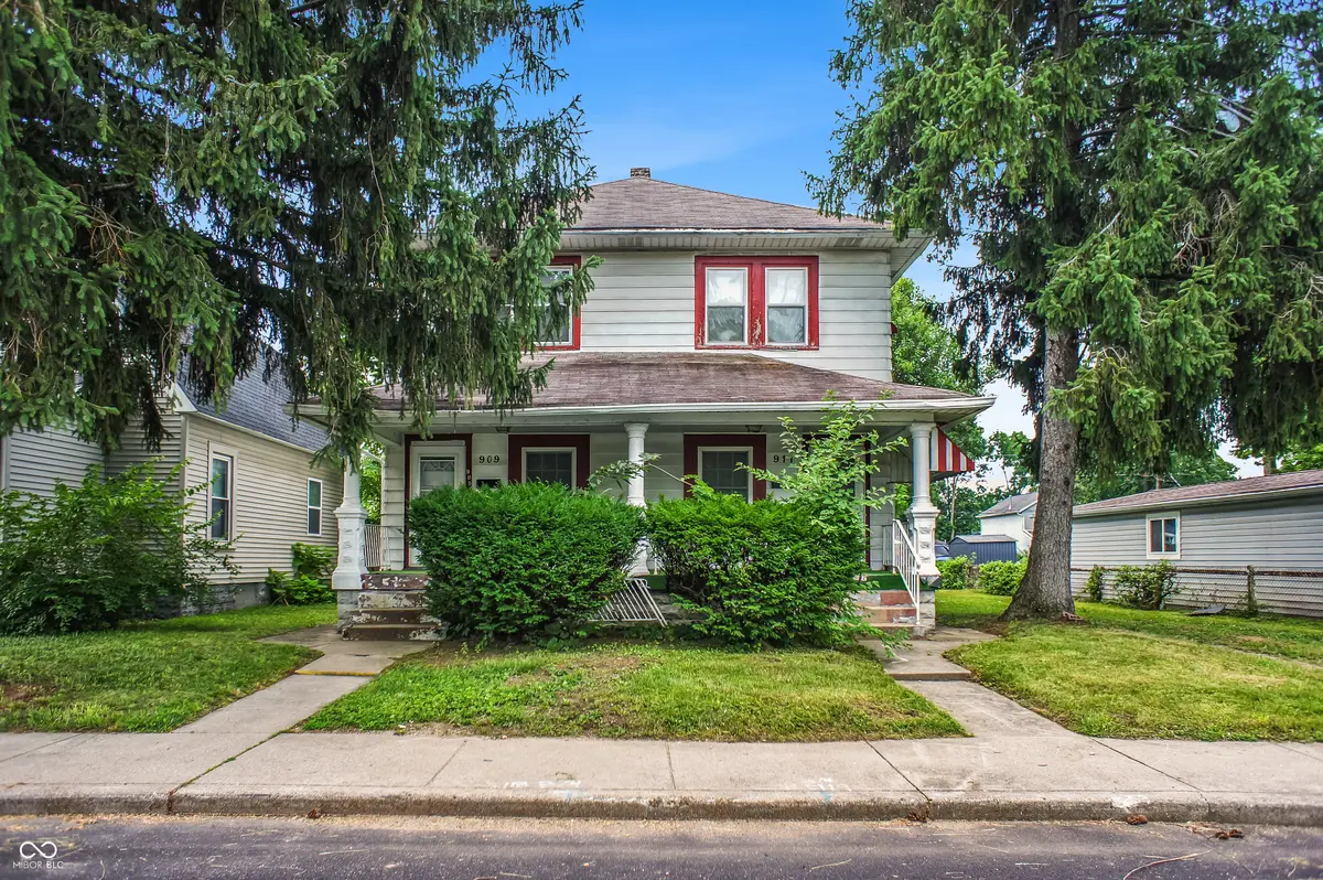 909 W Roache ST, Indianapolis, IN 46208