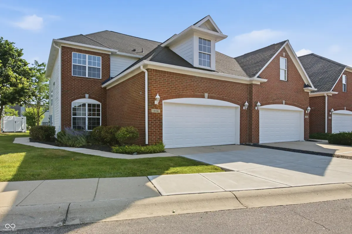 16341 Meadowlands LN, Westfield, IN 46074