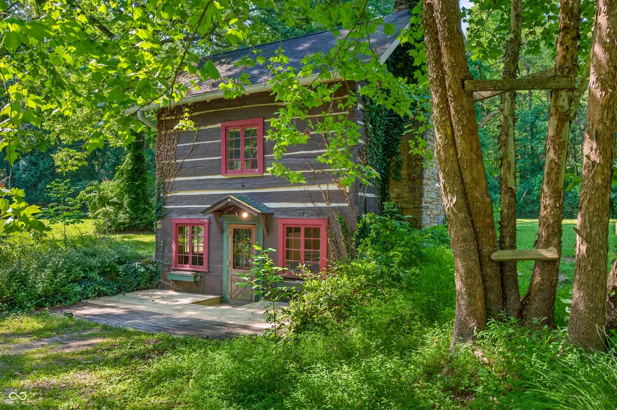5462 Spearsville RD, Morgantown, IN 46160