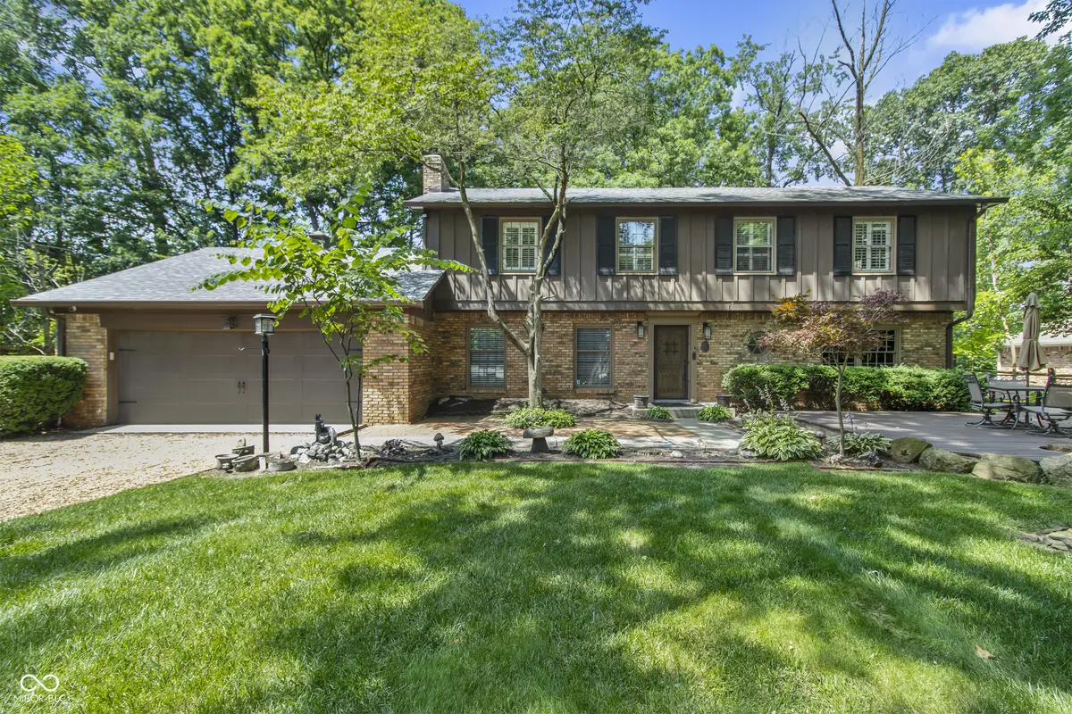 6454 E 116th ST, Fishers, IN 46038