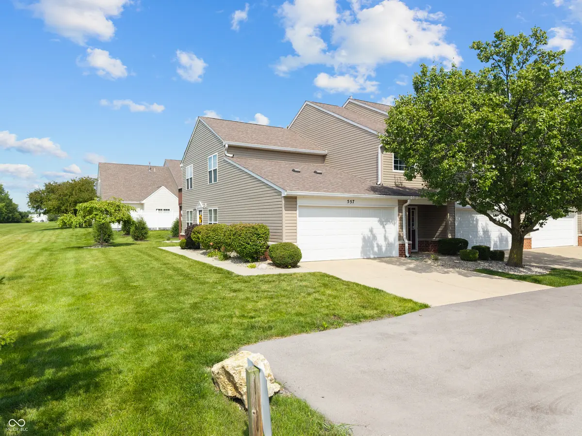 557 Gibson DR, Westfield, IN 46074