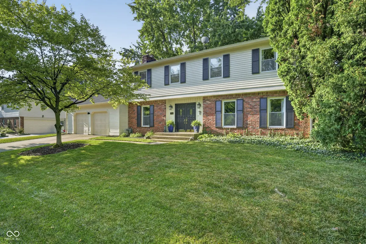 1705 Sturbridge RD, Indianapolis, IN 46260