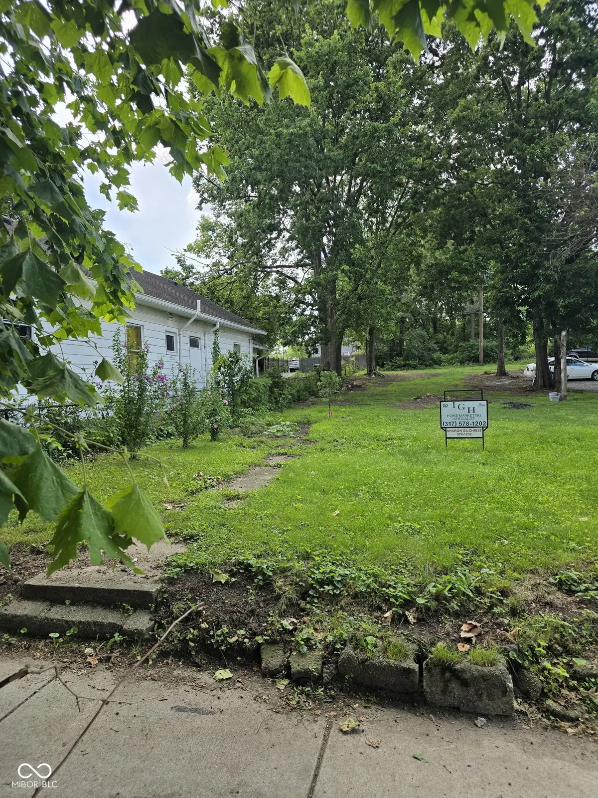 1114 N Belmont AVE, Indianapolis, IN 46222