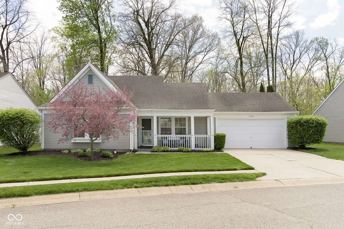 8469 Manship DR, Fishers, IN 46038
