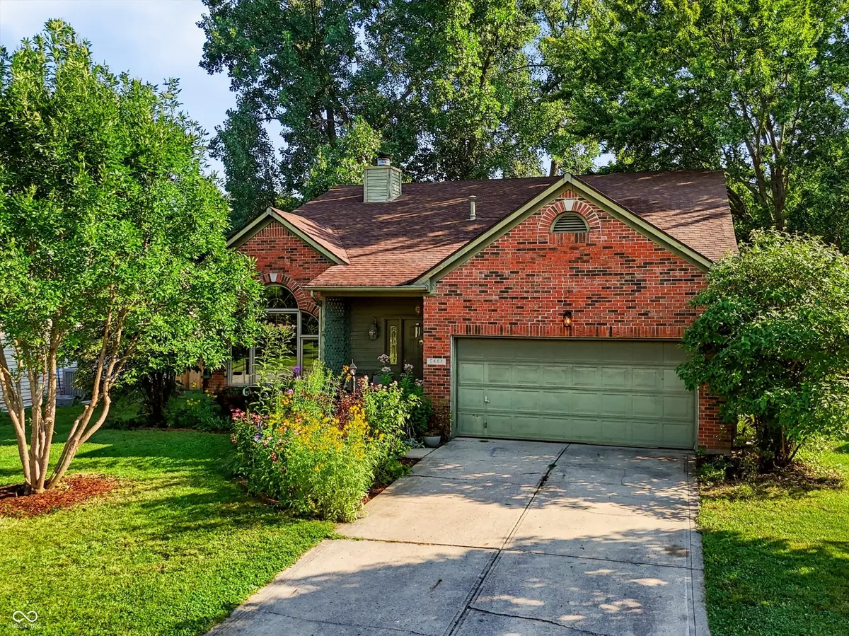 5444 N Meadow DR, Indianapolis, IN 46268