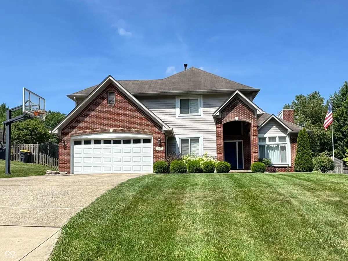 317 Edgewood PL E, Anderson, IN 46011