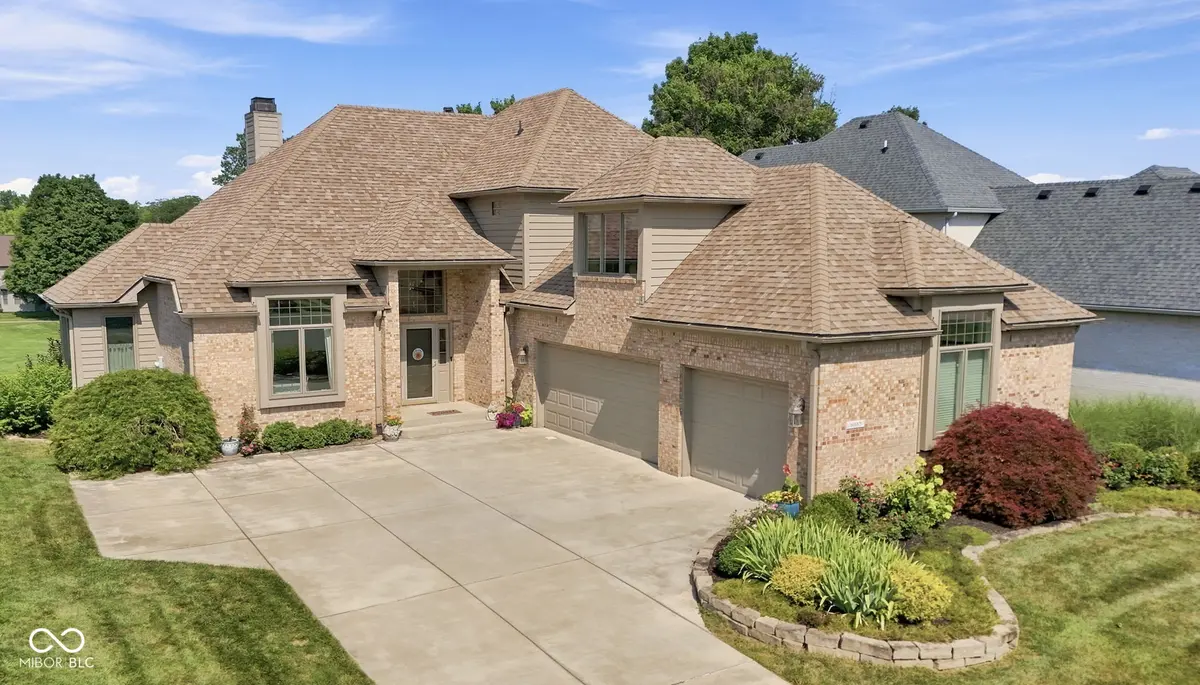 6602 Royal Oakland N, Indianapolis, IN 46236