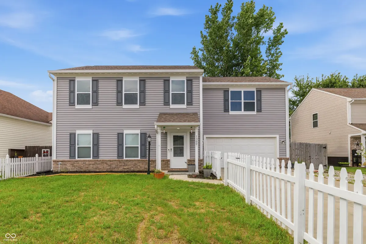 1300 Tomahawk PL, Martinsville, IN 46151