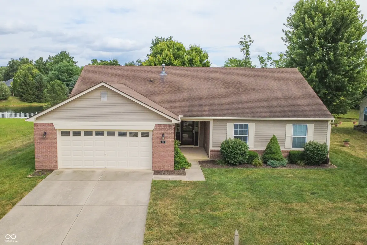 1951 Abbey LN, Danville, IN 46122