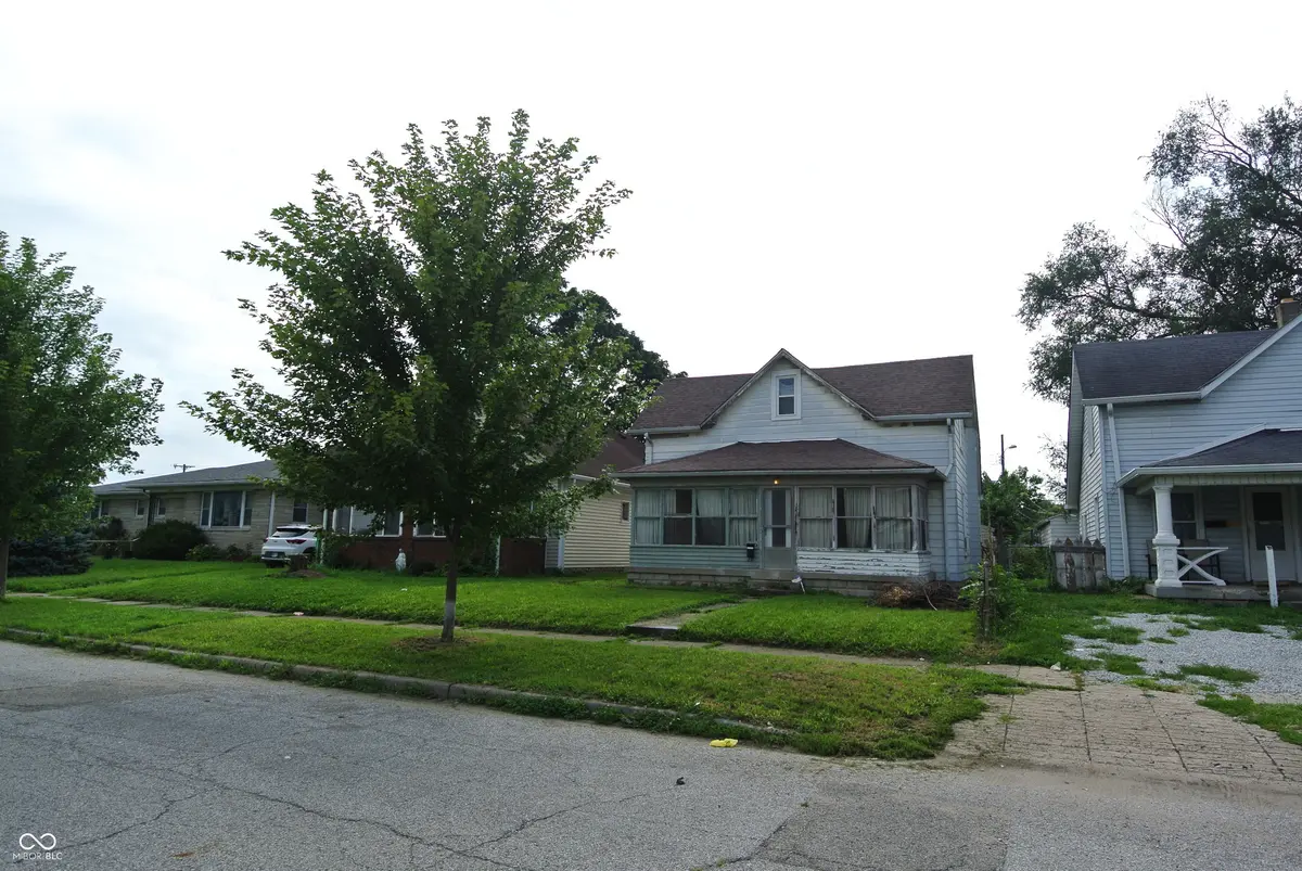 1048 S Pershing AVE, Indianapolis, IN 46221