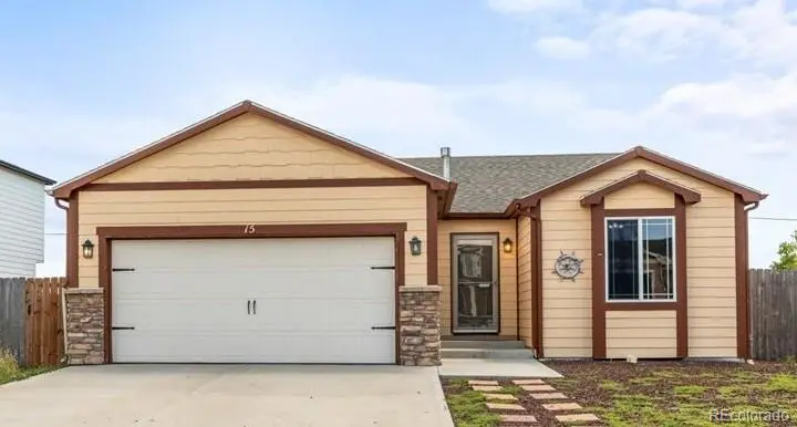 15 Johnson CIR, Keenesburg, CO 80643