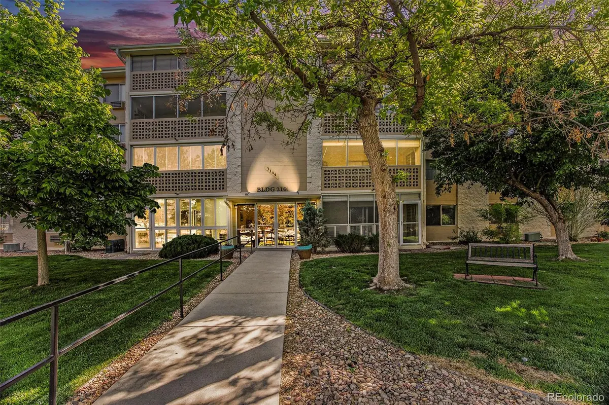 3144 S Wheeling WAY #106, Aurora, CO 80014