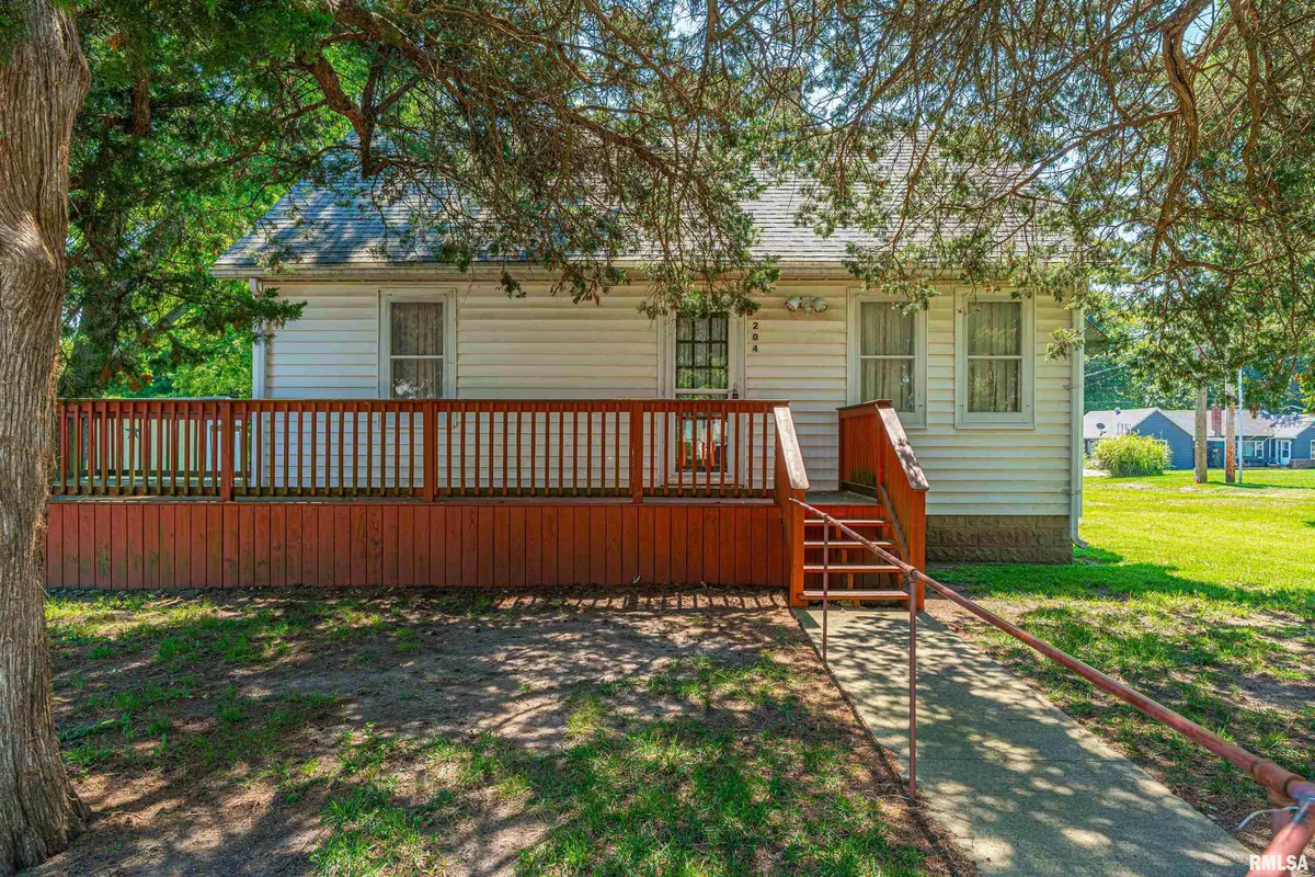 204 E Jemima ST, Clinton, IL 61727