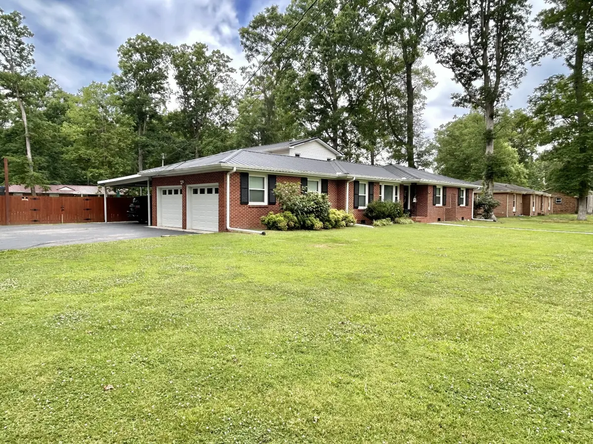 1212 Woodcrest Dr, Manchester, TN 37355