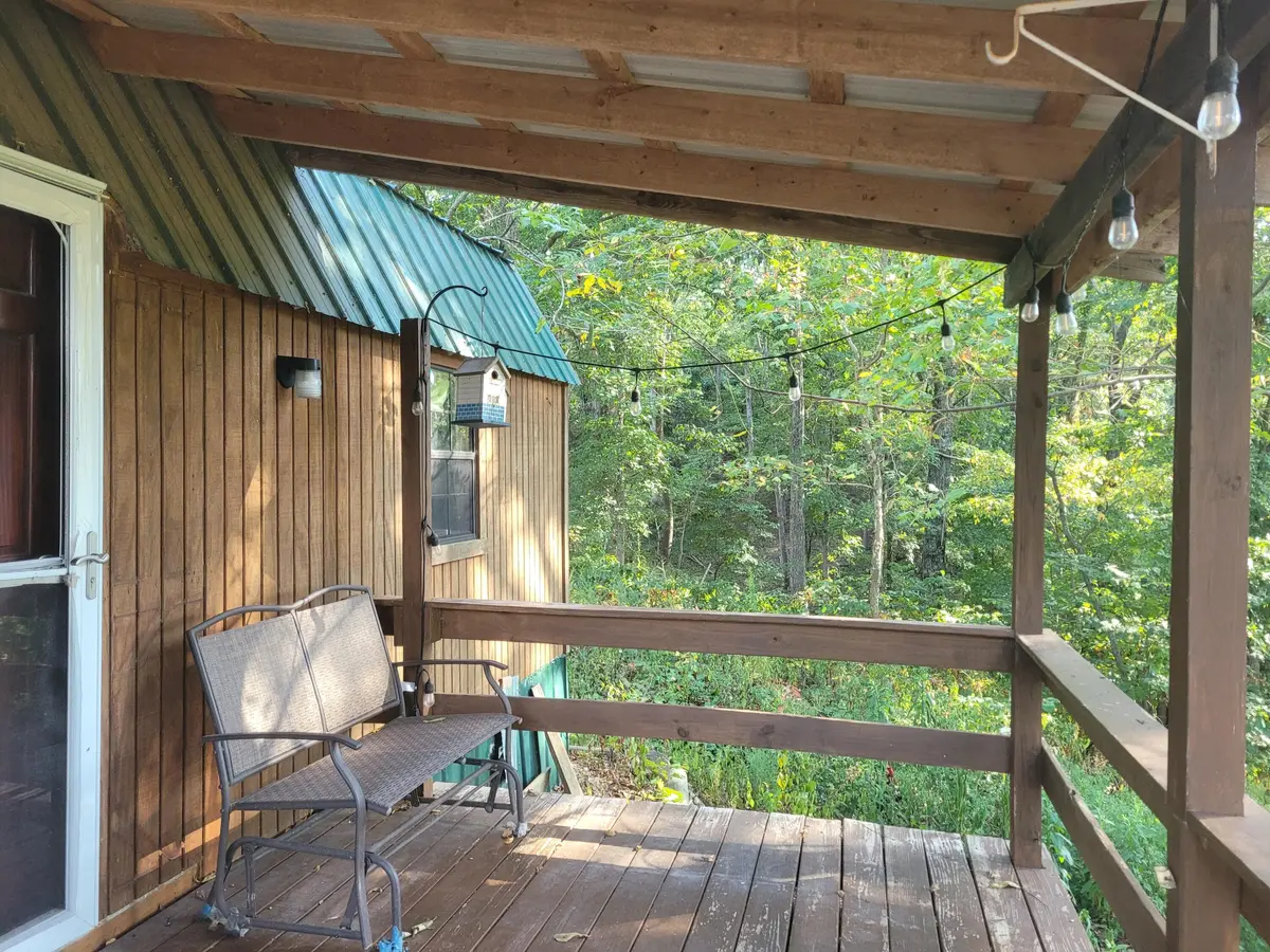 978 Missouri 14, West Plains, MO 65775