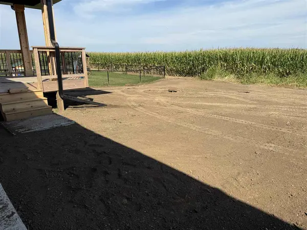 1270 Berkshire Ln, North Liberty, IA 52317