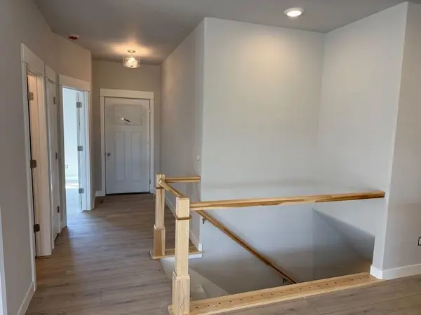 1272 Berkshire Ln, North Liberty, IA 52317