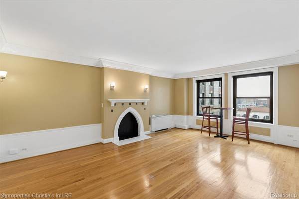 15 E Kirby ST #1107, Detroit, MI 48202