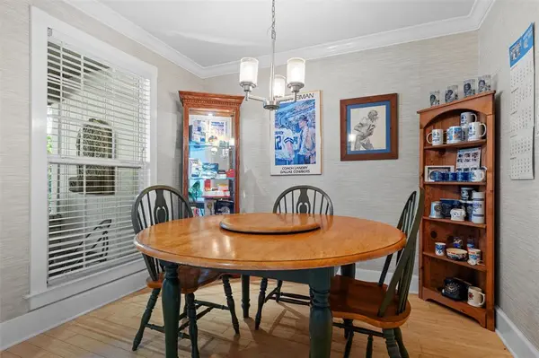 1705 Manchester Drive, Arlington, TX 76012