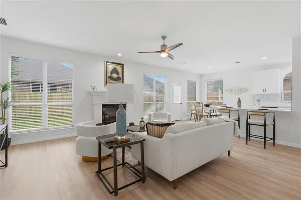 2715 Lake Country Drive, Grand Prairie, TX 75052