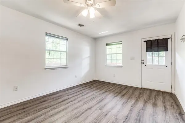 7659 Double Bridge Road, Mabank, TX 75156